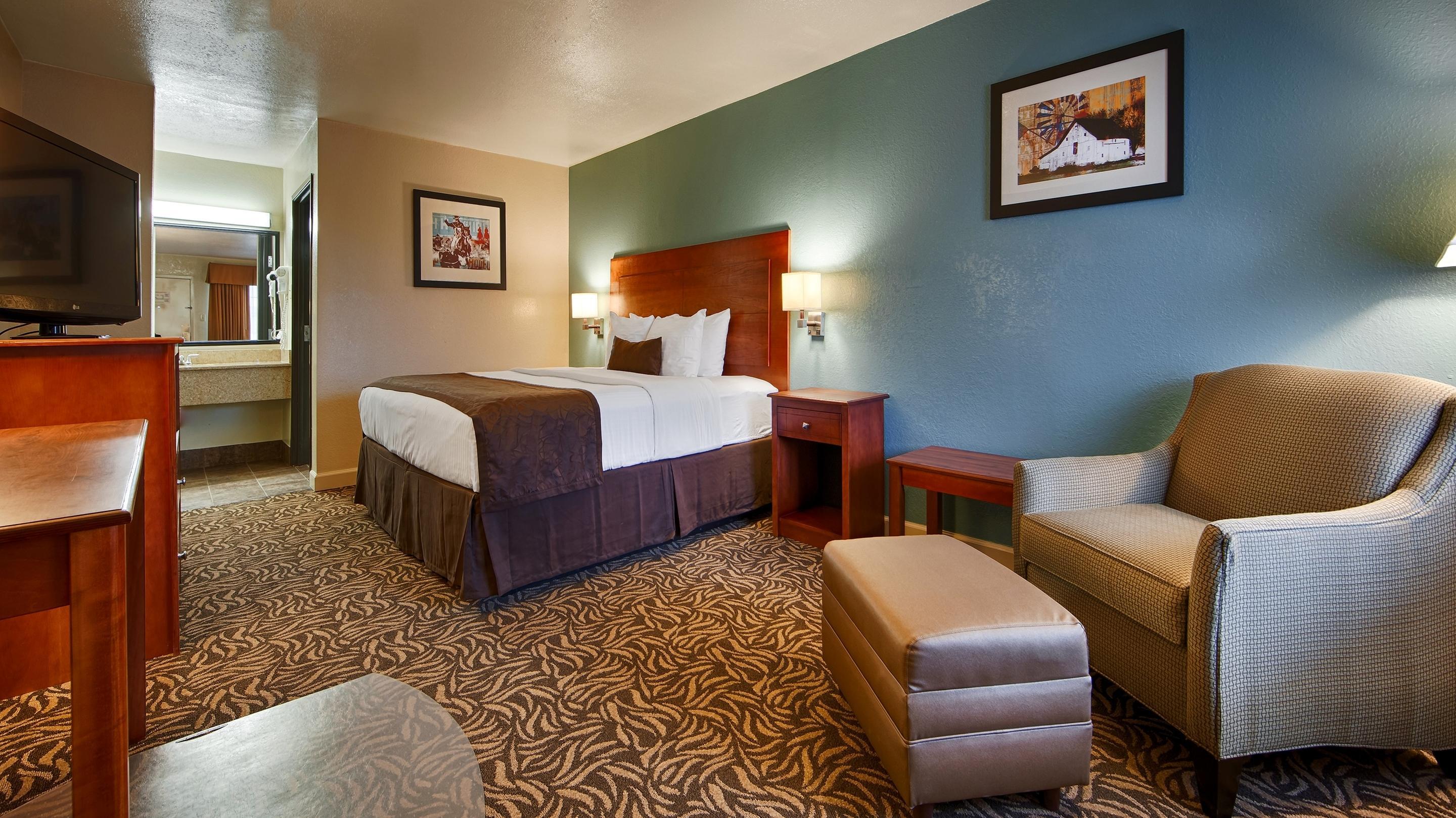 Best Western Regency Inn & Suites Gonzales Exterior photo