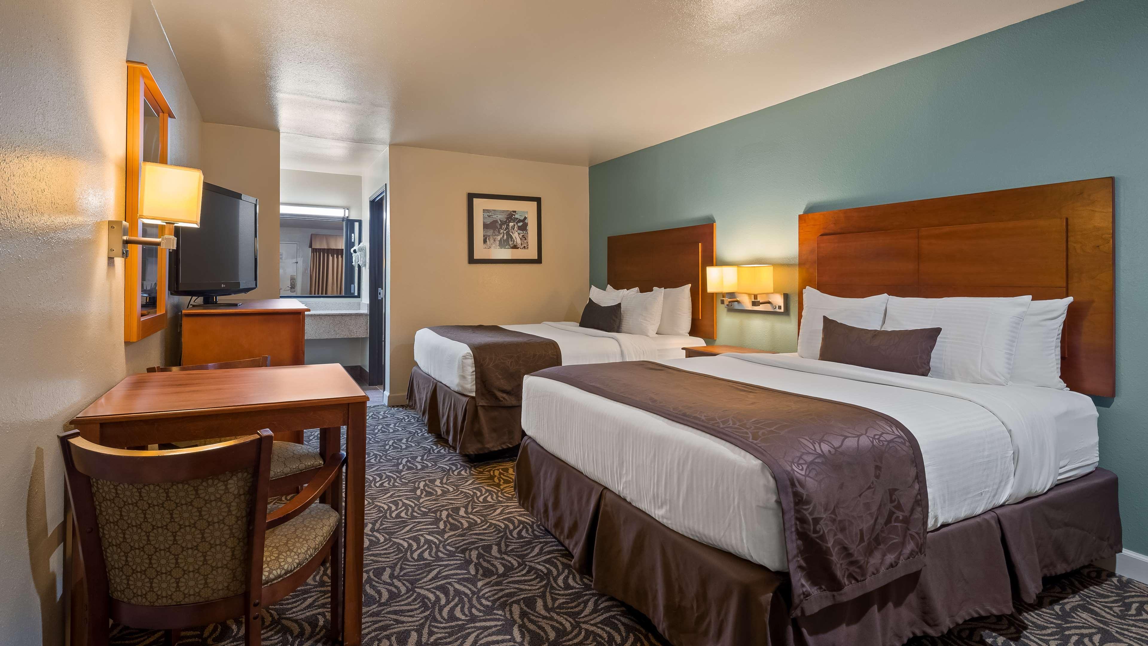 Best Western Regency Inn & Suites Gonzales Exterior photo